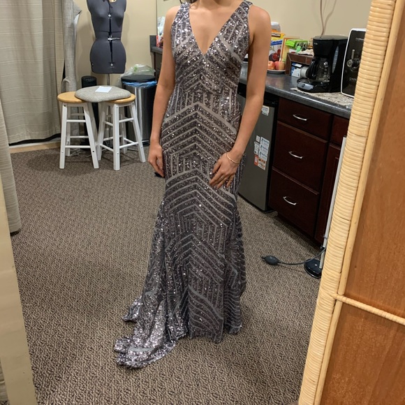 Jovani Prom/Pageant Dress Grey/Silver Sequins Size 2 - Picture 3 of 5